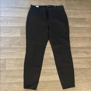GAP Women's Black Slim Stretch Pants